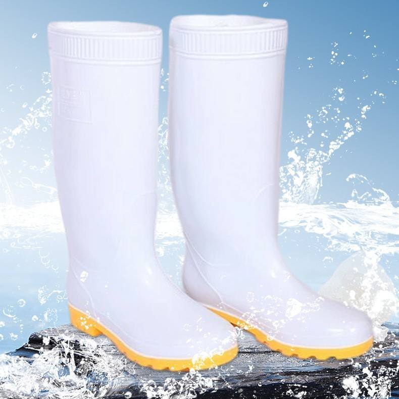 PVC-regenlaarzen versus rubberen regenlaarzen: welk materiaal voldoet aan uw behoeften?